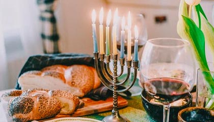 爱游戏正版-世界羽联超级系列赛印尼站,中国选手表现抢眼,印尼羽毛球世界冠军